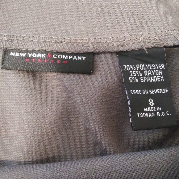 🔴5/$25 Grey Mini Skirt - New York & Co, 8 - Picture 2 of 3